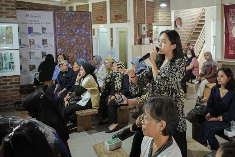Semesta Inovasi Maranatha di Rumah Batik Komar